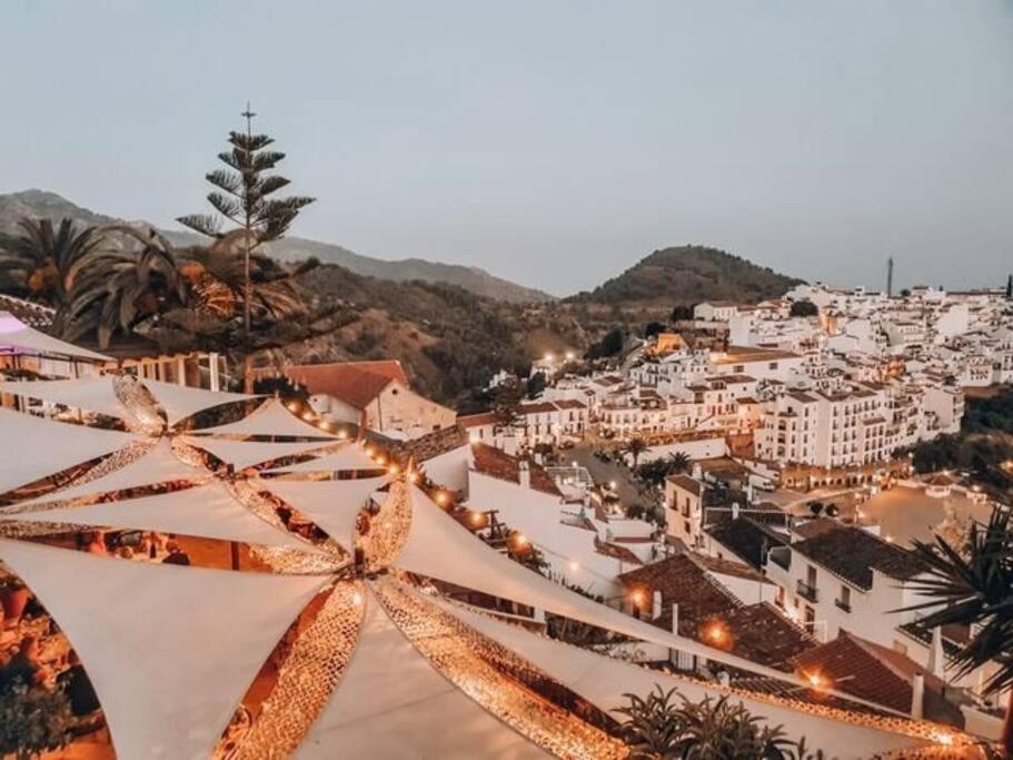 Millers Boutique Apartment Frigiliana Exteriör bild